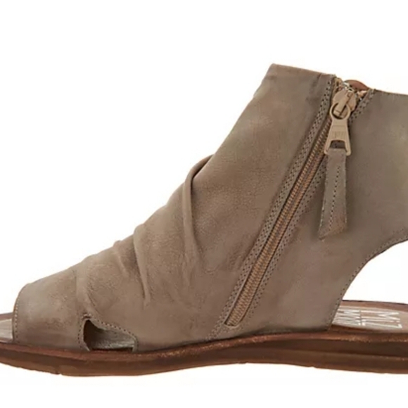 Miz Mooz sandals leather Size 38 fizzy upper anthropologie tan gray 7.5 - Picture 10 of 12